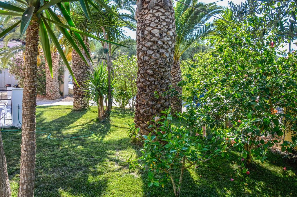 Olive Grove Apts Lithakia  Exterior photo